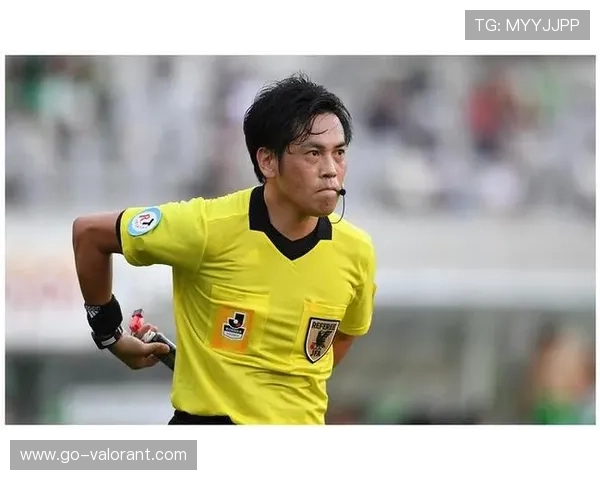 长崎成功丸前锋德克里希亚诺右膝十字韧带断裂 预计缺席八个月 长崎成功丸前锋德克里希亚诺右膝十字韧带断裂 预计缺席八个月