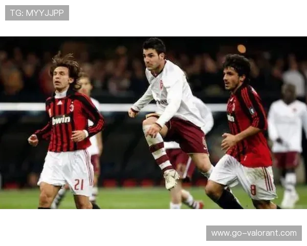 欧冠经典瞬间回顾:伊布倒钩、杰拉德头球、拉科5-4米兰 欧冠经典瞬间回顾:伊布倒钩、杰拉德头球、拉科5-4米兰